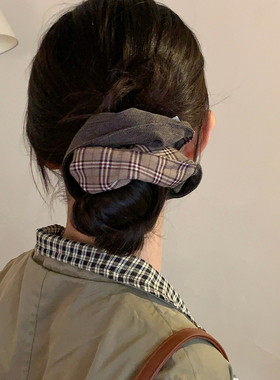 经典英伦风格纹拼接发绳女秋冬高级感大肠发圈头绳低马尾发饰2026