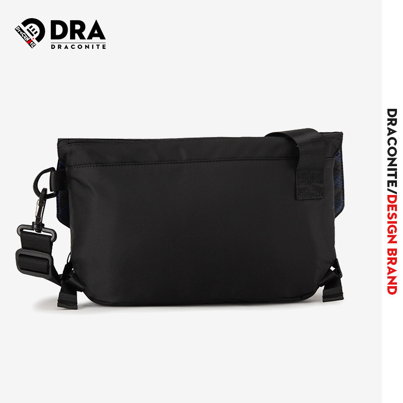 draconite夏季新品时尚潮流男胸包 draconite男士包袋