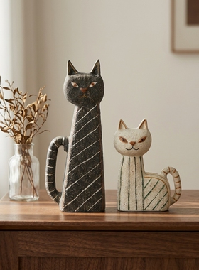 侘寂风陶瓷猫咪手绘礼盒摆件