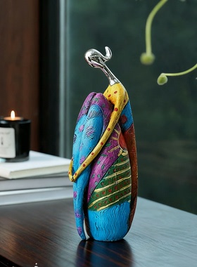 抽象人物树脂手绘雕塑摆件