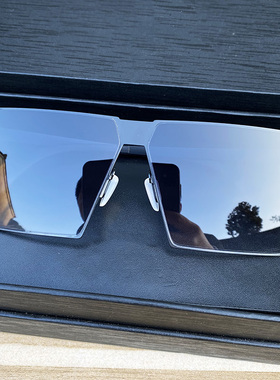 马登无螺丝尼龙偏光太阳镜