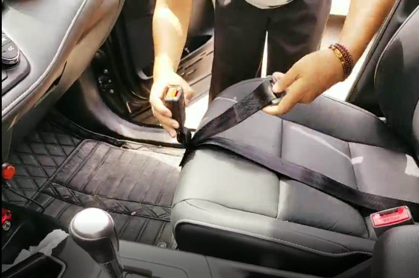 孕妇专用品汽车安全带固定夹防勒肚韩国进口托腹保胎带孕妇安全带,淘宝优惠券,粉丝福利购,淘宝优惠卷