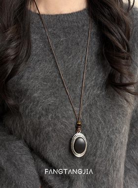 方糖家 高档复古做旧木质椭圆吊坠冬季毛衣链2025新款轻奢项链女