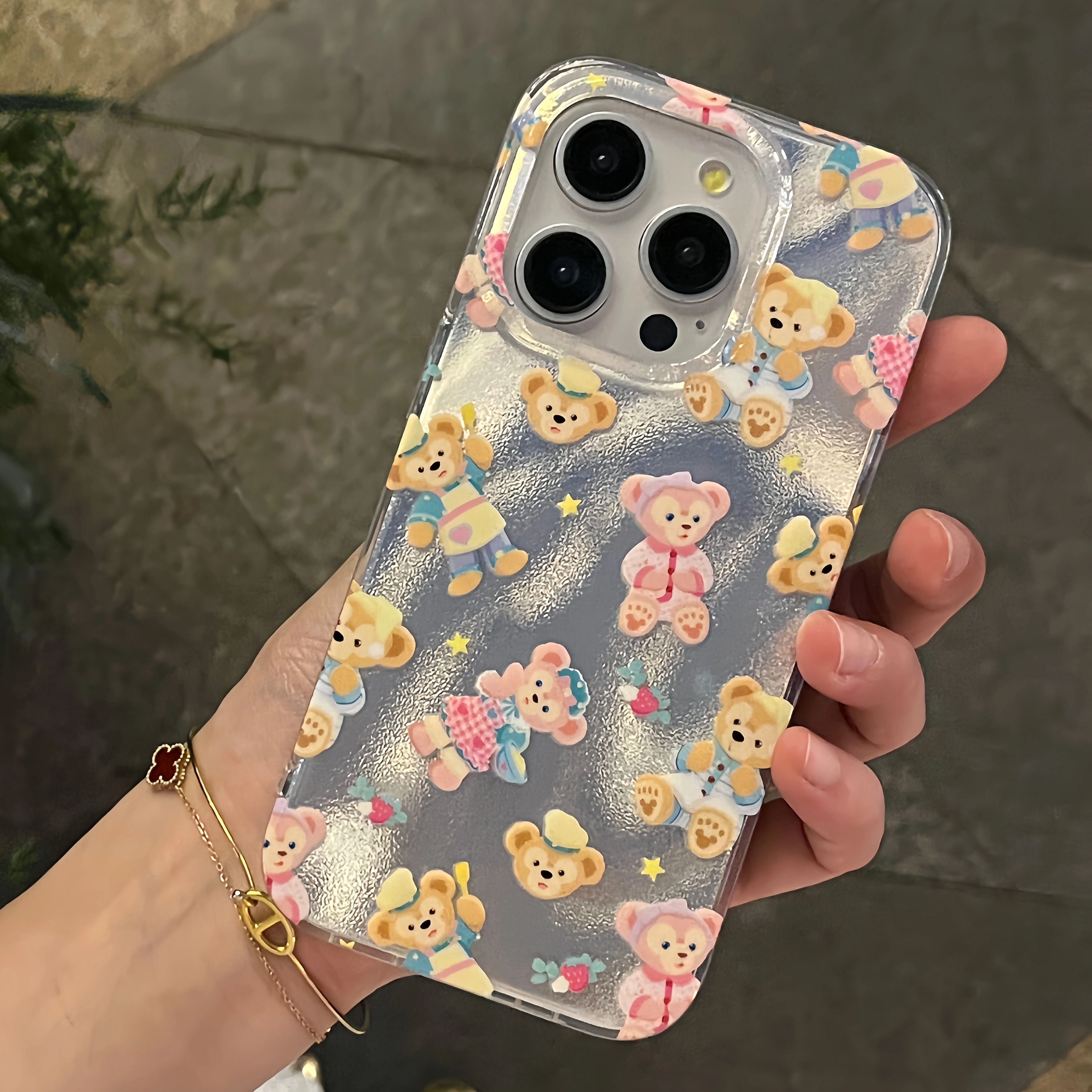 少女心睡衣达菲雪莉玫适用iPhone15/14promax手机壳11光面镭射面壳12/13苹果14Pro全包壳15Pro - 图0