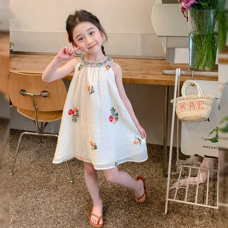 女童韩版花朵无袖连衣裙夏季儿童甜美时尚挂脖裙女孩度假夏装裙子-图0