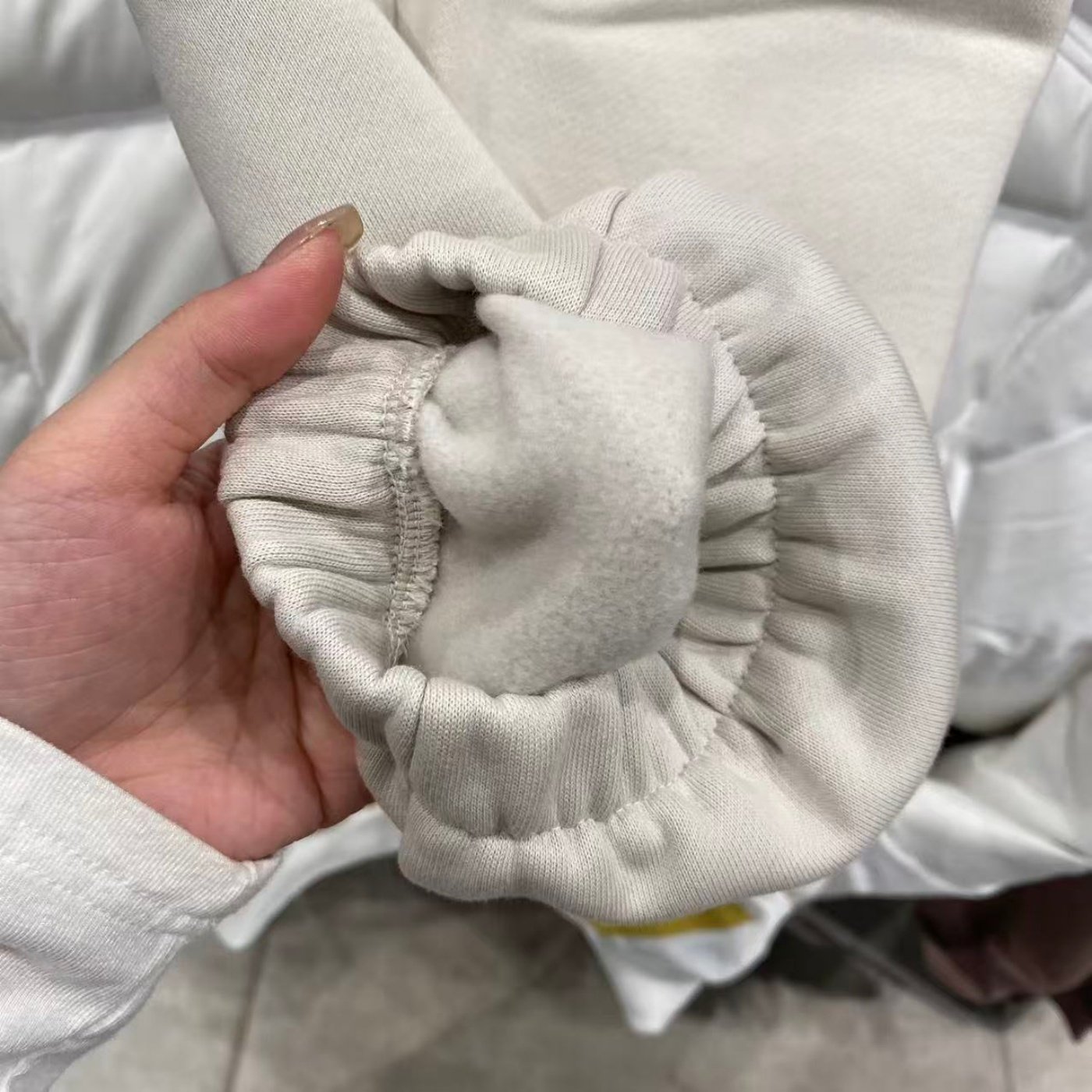 Adidas阿迪达斯男女长裤冬新款加绒保暖宽松束脚运动休闲裤IV7602,淘宝优惠券,粉丝福利购,淘宝优惠卷