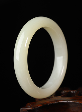 天然老俄料和田玉手镯