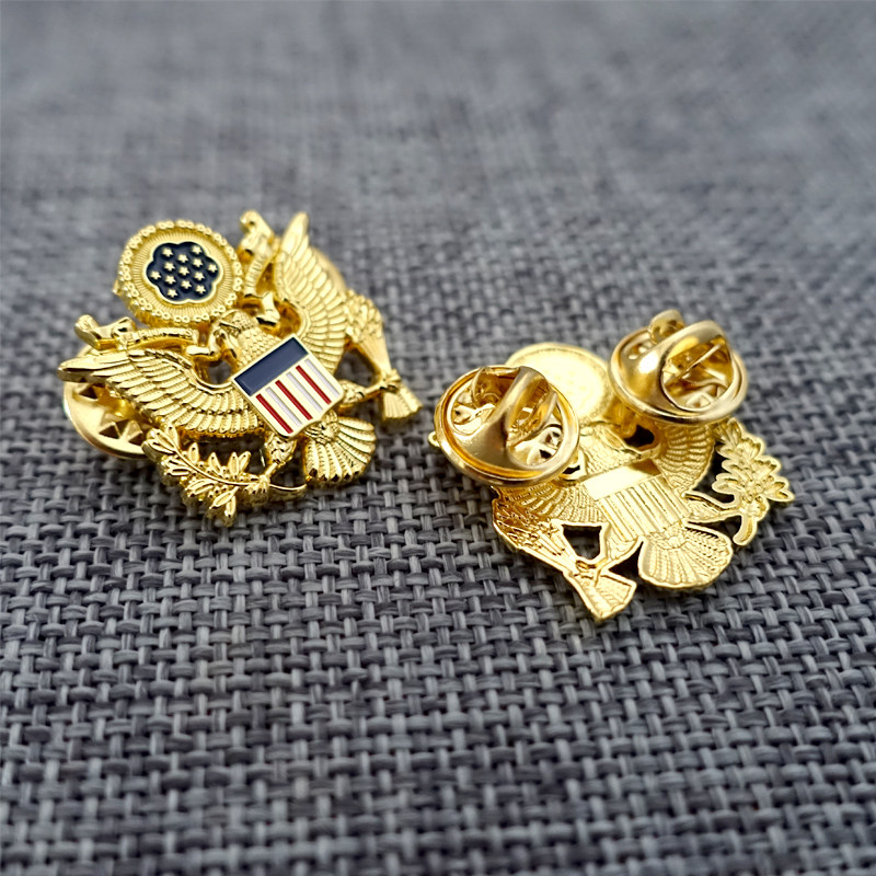 现货人气定制美国金色领花胸章服装配饰胸针纪念章徽章影视道具,淘宝优惠券,粉丝福利购,淘宝优惠卷
