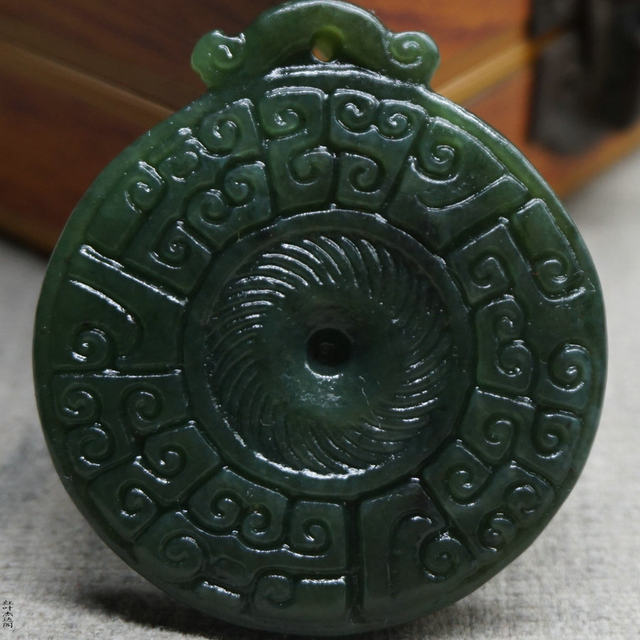 Hetian jade jasper dragon pattern antique peace buckle jade pendant