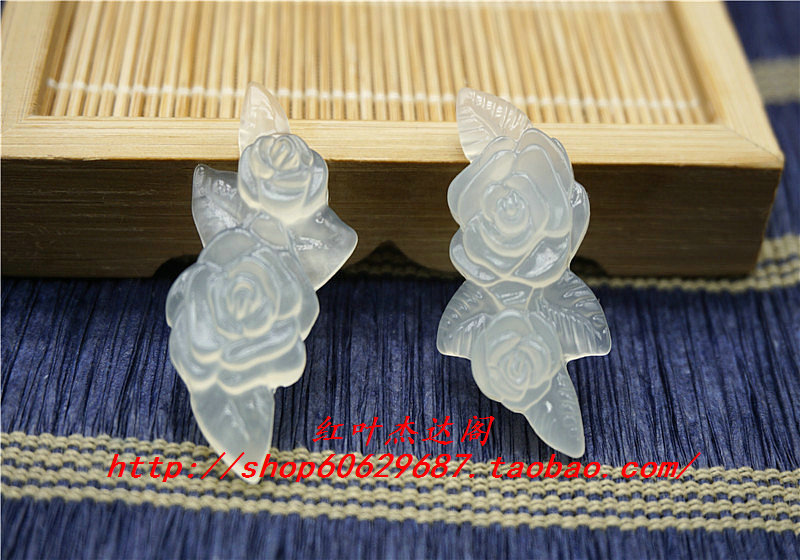 玉器 岫岩玉石挂坠 岫玉玫瑰花项坠玉坠 天然玉石挂件吊坠 玉器 岫岩玉石挂坠 岫玉玫瑰花项坠玉坠 天然玉石挂件吊坠