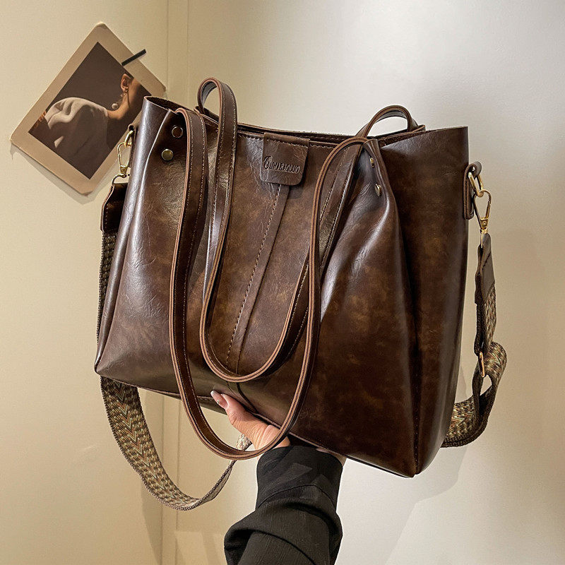  娜达丽亚箱包女士包袋