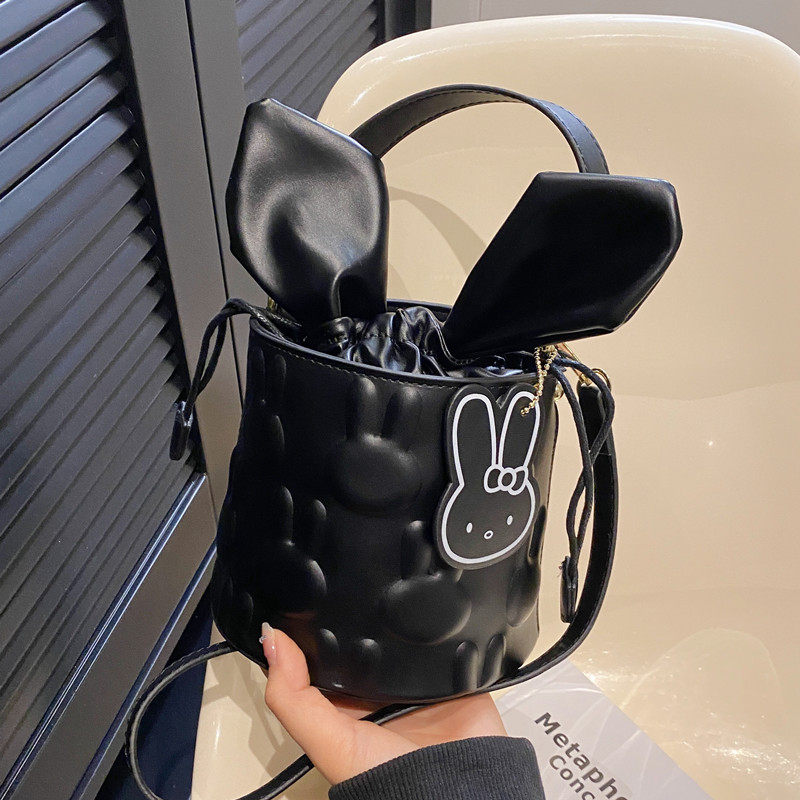  娜达丽亚箱包女士包袋