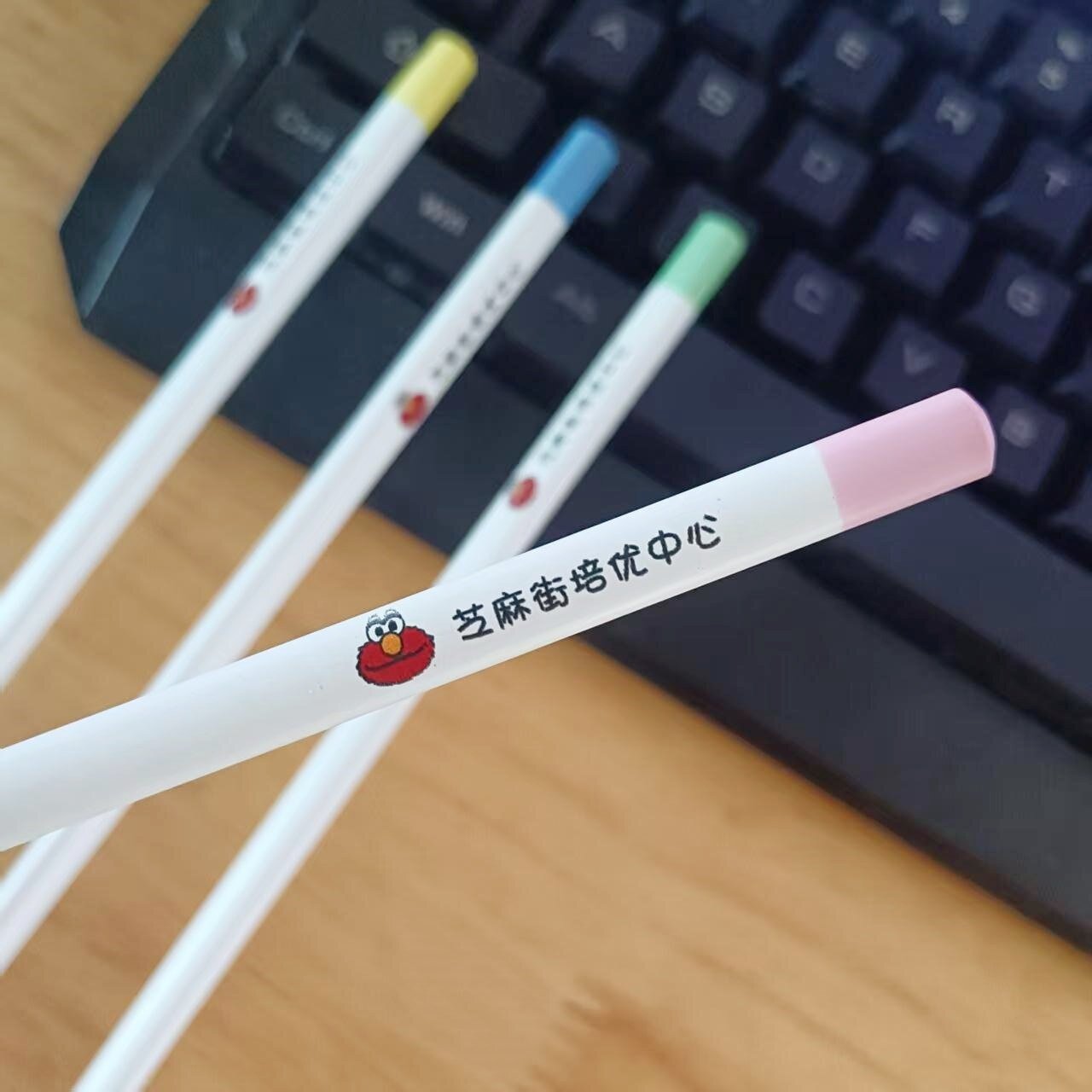 广告铅笔定制定做彩印logo教育练字酒店会议餐饮装饰原木三角包邮,淘宝优惠券,粉丝福利购,淘宝优惠卷