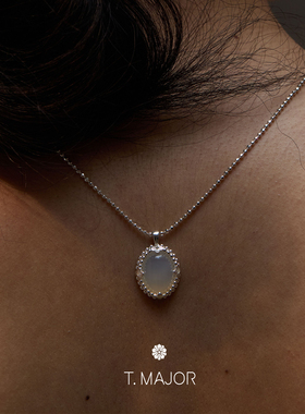 T.M悬浮光系列乌瑟花语项链