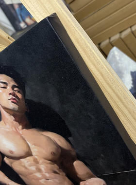 极简底写实人体装饰画健壮男士肌肉光影暗调工作室玄关软装壁画