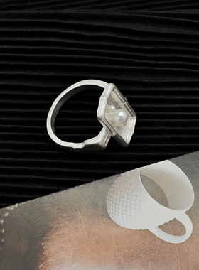 法式文艺风方形餐盘戒指女小众个性不规则盘子微镶珍珠开口可调节