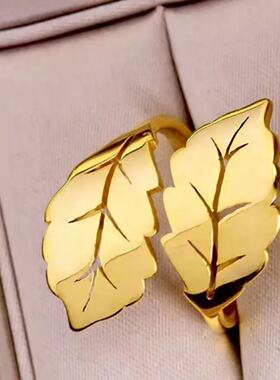 钛钢小众设计冷淡风镂空枫叶戒指女树叶新款气质高级感指环原创潮