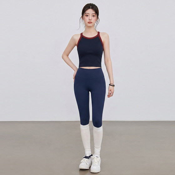 Yoga vest with chest pad for women sports sleeveless top