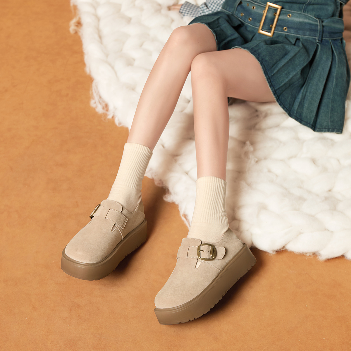 骆驼女鞋2025秋冬新款圆头厚底勃肯鞋女超柔休闲鞋袋鼠鞋 - 图1