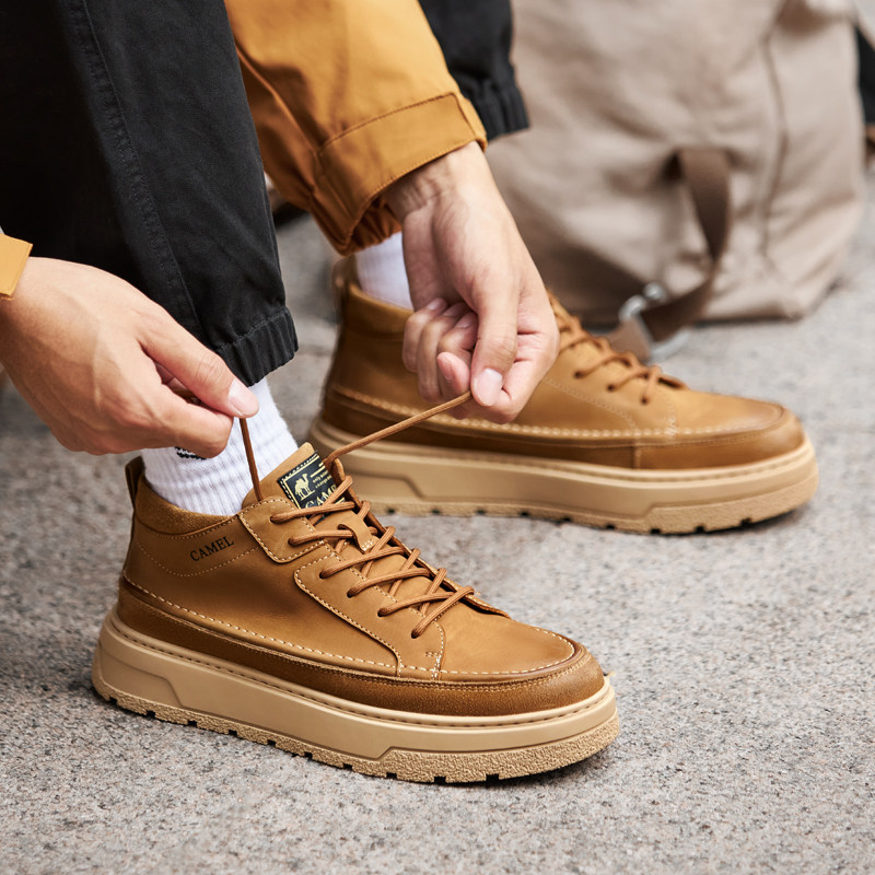  骆驼服饰工装鞋