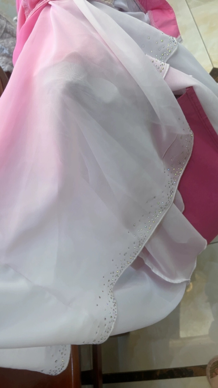 新款裙边裙摆散点满天星烫钻图中东钻长条钻贴舞蹈服装纺织辅料,淘宝优惠券,粉丝福利购,淘宝优惠卷