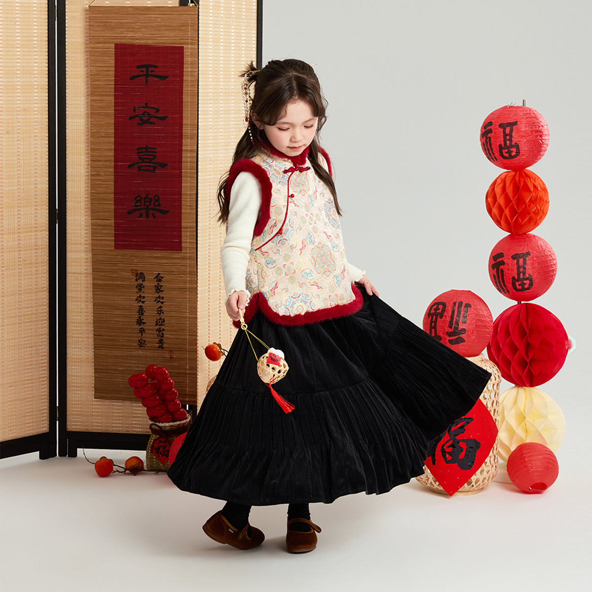 布丁哈鲁冬装女童童装2026秋冬季新款儿童绒感质感百褶半身裙,淘宝优惠券,粉丝福利购,淘宝优惠卷