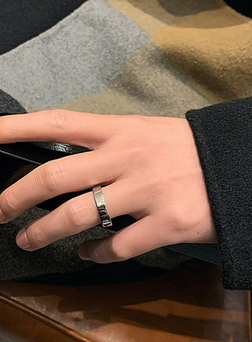 日韩简约钛钢不掉色情侣对戒