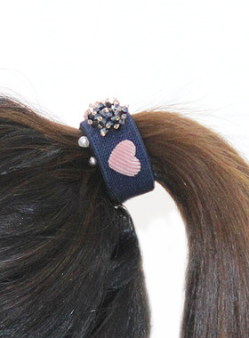 新款手饰 百搭魅力桃心串珠爱心花朵INS手链发带两用饰品