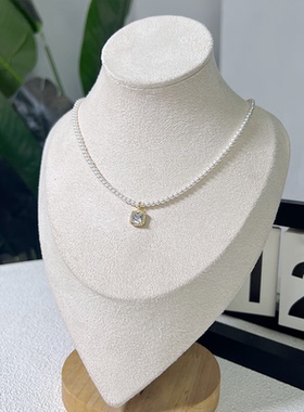 微微有点甜妹感的方糖项链