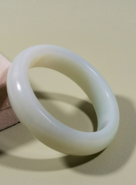 天然和田玉羊脂玉手镯55圈口