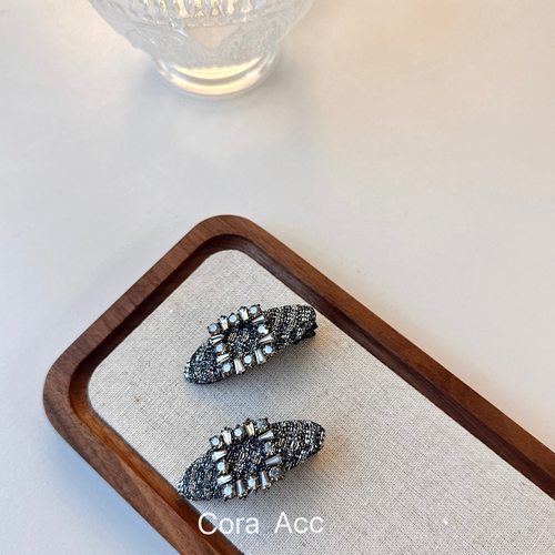 小香风轻奢超闪水钻银丝布艺发夹刘海夹洋气高级鸭嘴夹bb夹发饰女 - 图3