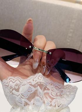 复古无框椭圆弯片太阳镜Y2K金属ins墨镜女辣妹太阳眼镜街拍未来风