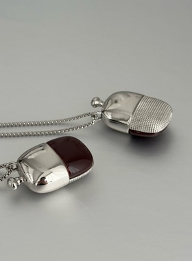 SAMPAN生命之水酒神长款毛衣链