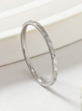 欧美时尚不锈钢斜纹菱形戒指