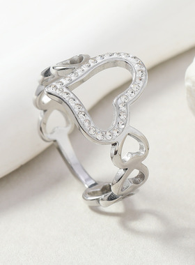 跨境镂空爱心陶泥钻钛钢戒指