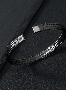 钛钢编织嘻哈开口手镯
