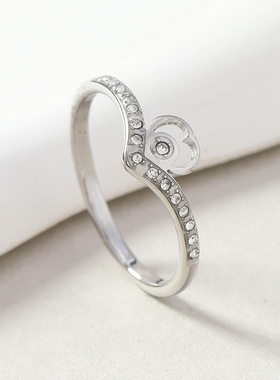 跨境时尚镂空微镶钻V形爱心钛钢