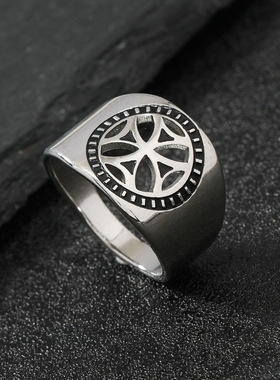 跨境朋克风镂空十字架钛钢戒指