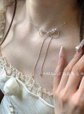 超美蝴蝶结项链轻奢高级感小众设计锁骨链新款爆款颈链蛇骨链配饰