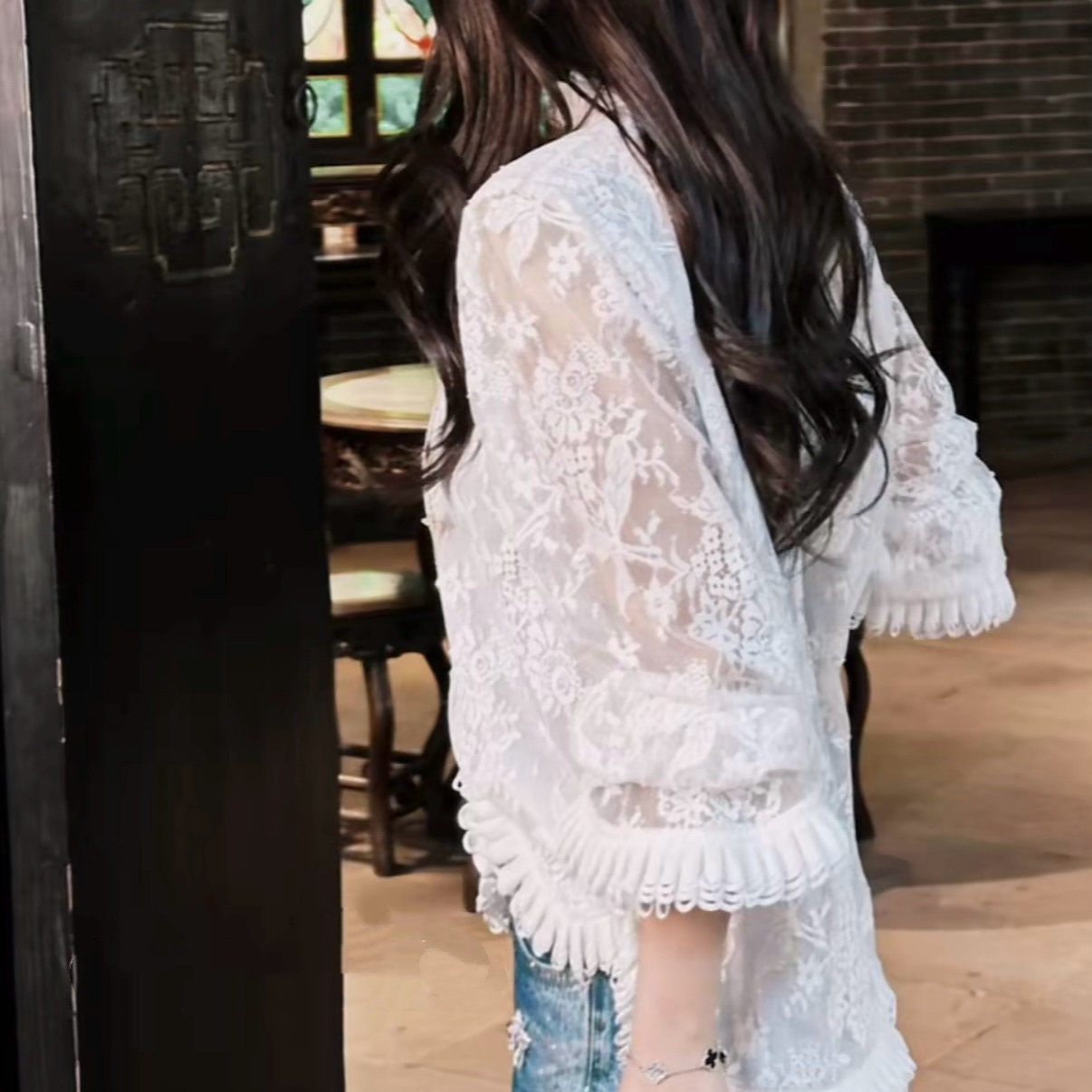 七七设计上新法式浪漫定制立领镂空蕾丝喇叭袖花边小衫2663,淘宝优惠券,粉丝福利购,淘宝优惠卷