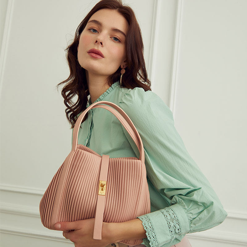 elle菜篮子通勤女士轻奢斜挎包包 elle箱包女士包袋