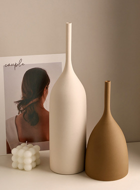 北欧风复古拉丝肌理陶瓷花瓶