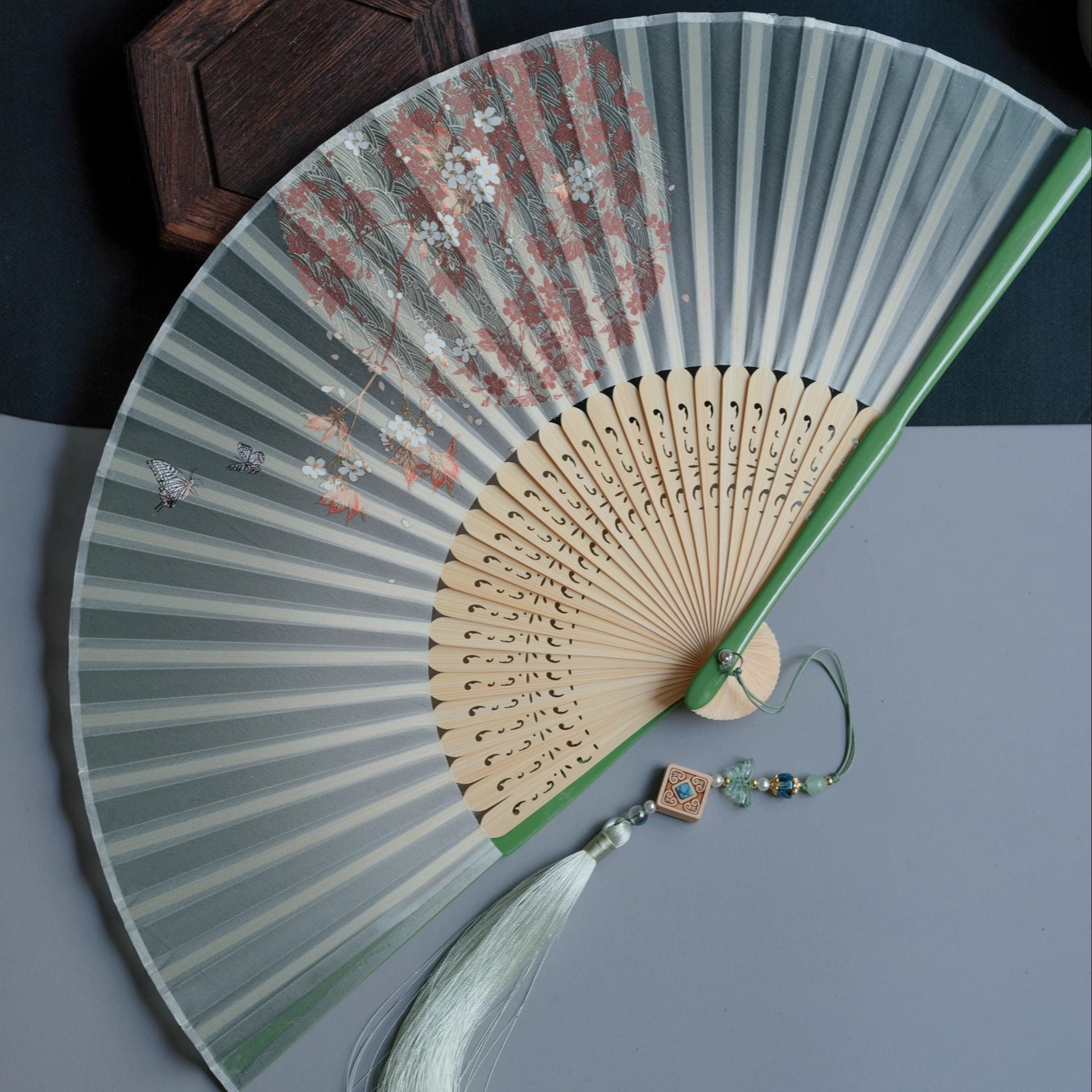 墨雨阁「向露」原创古风绿色渐变烫金折扇子流苏汉服旗袍七夕礼物 - 图3