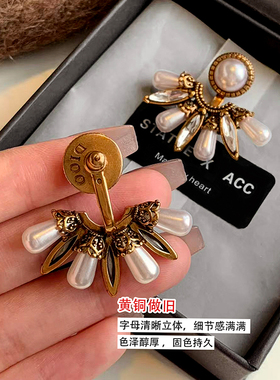 黄铜中古烟花珍珠耳环女两戴做旧