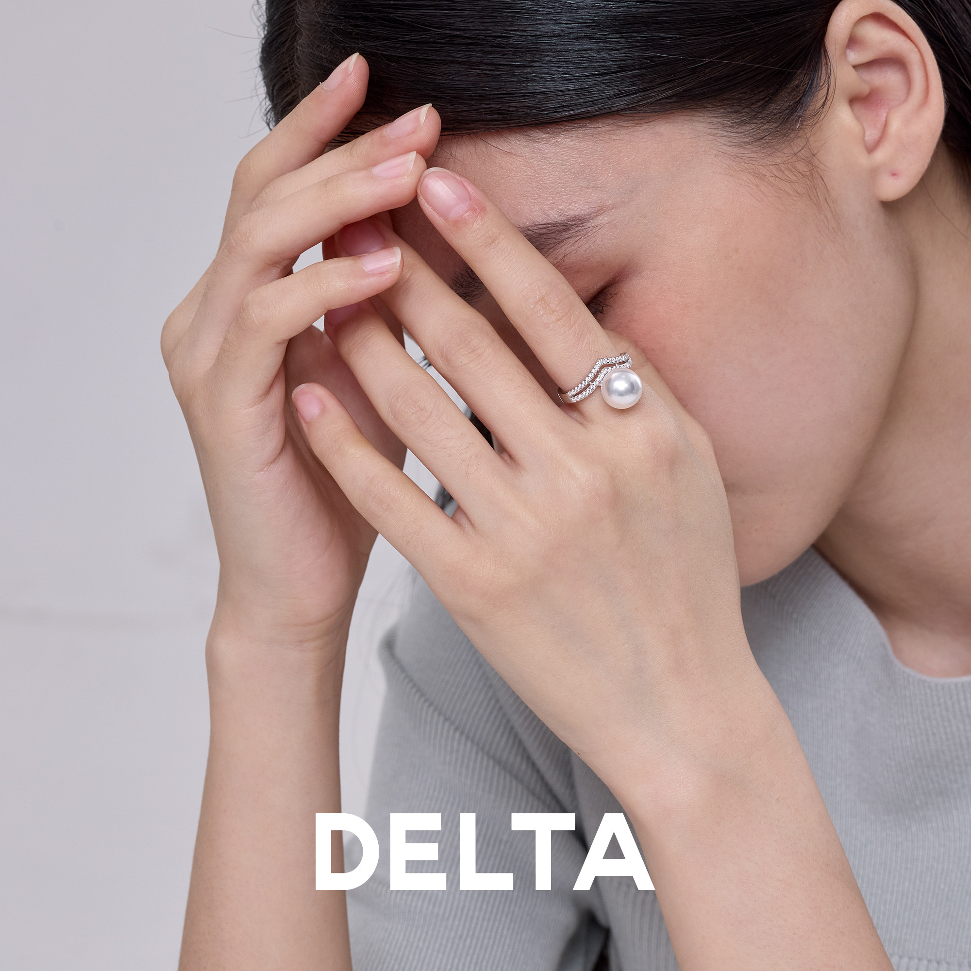 Light luxury and high-end crown pearl ring