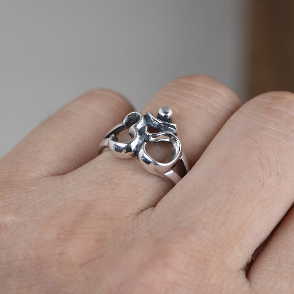 Chunfeng Sihan s925 sterling silver retro craft open ring women's niche Sanskrit word ring
