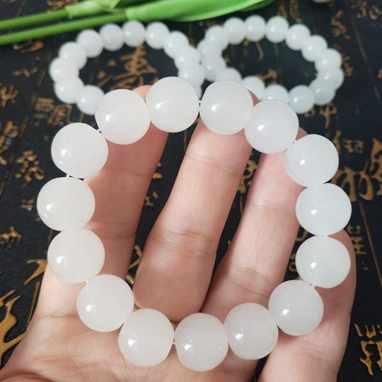 天然新疆羊脂白玉佛珠手链转运女圆珠单圈和田玉手串