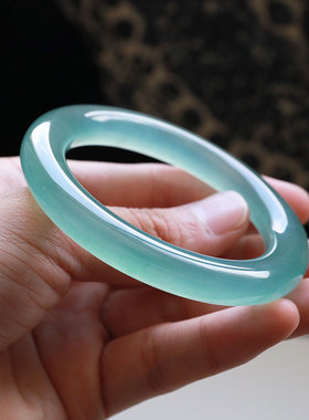 宋都圆条独龙玉无镶嵌蓝水底