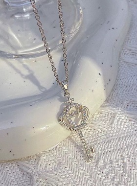 新款网红时尚个性灵动钥匙项链女