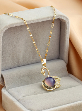 网红爆款感温变色小天鹅吊坠项链